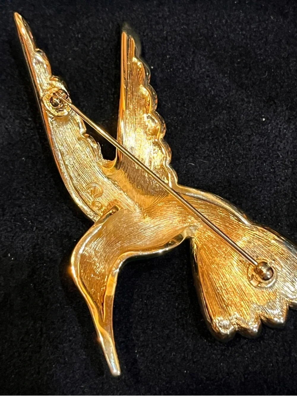 Swarovski Enamel Hummingbird Brooch - Pave Crystal Figural Bird Pin - Signed